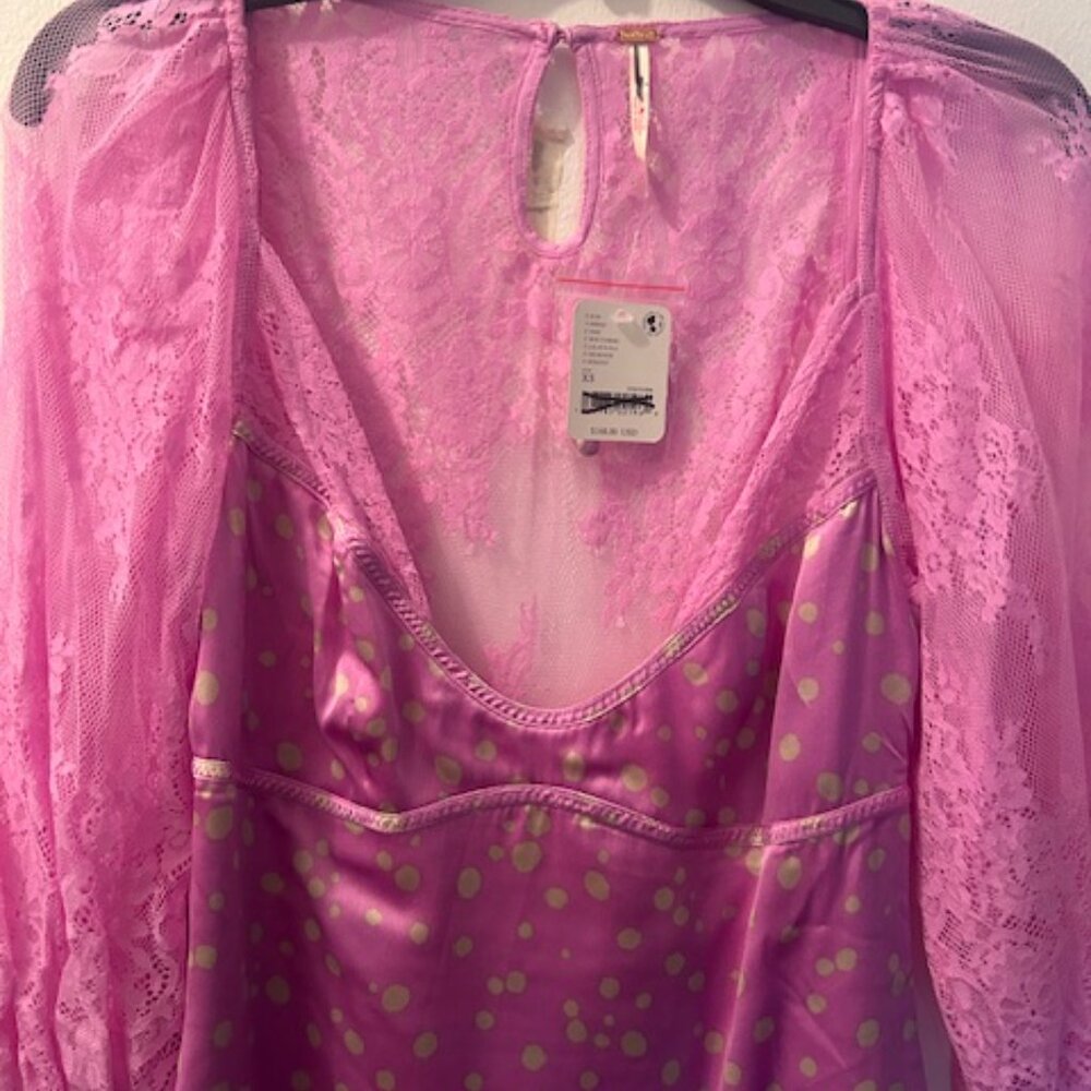 Free People About That Mini Barbie Pink Lace Polka Dot V Neck Mini Dress NWT - Picture 6 of 16
